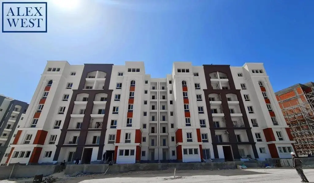 أليكس ويست Alex West